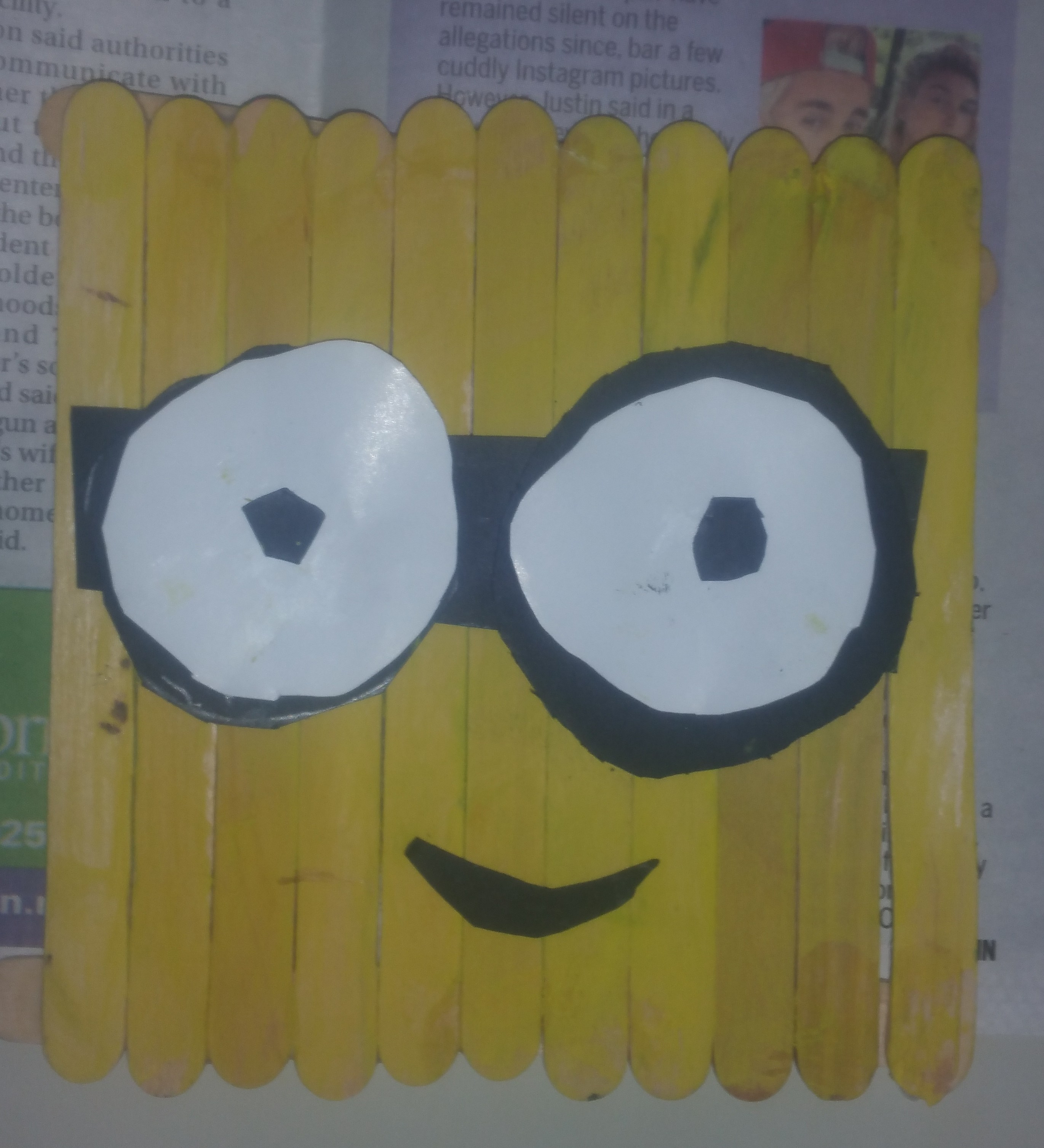 minion Popsicle stick
