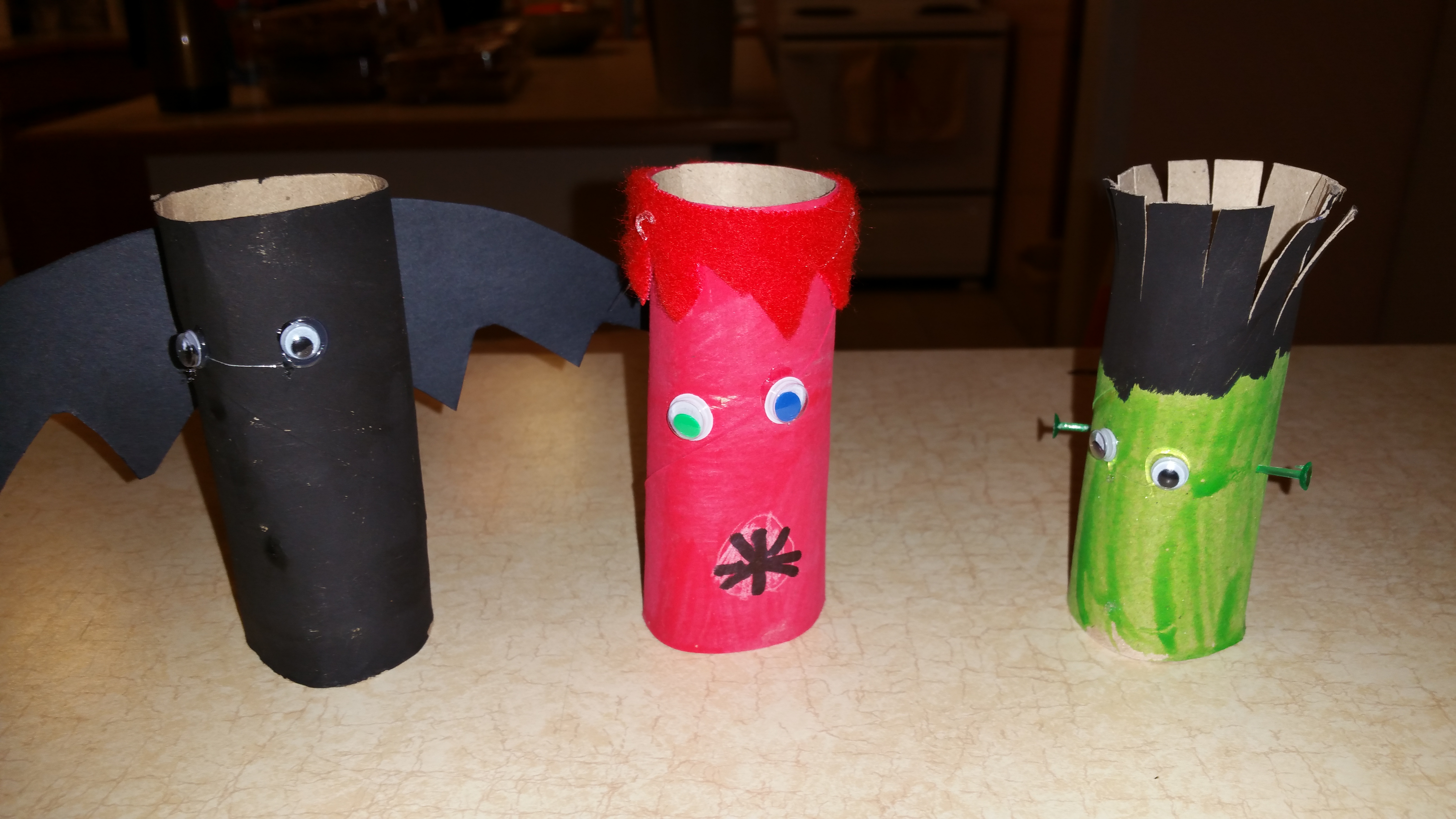 toilet paper roll creatures