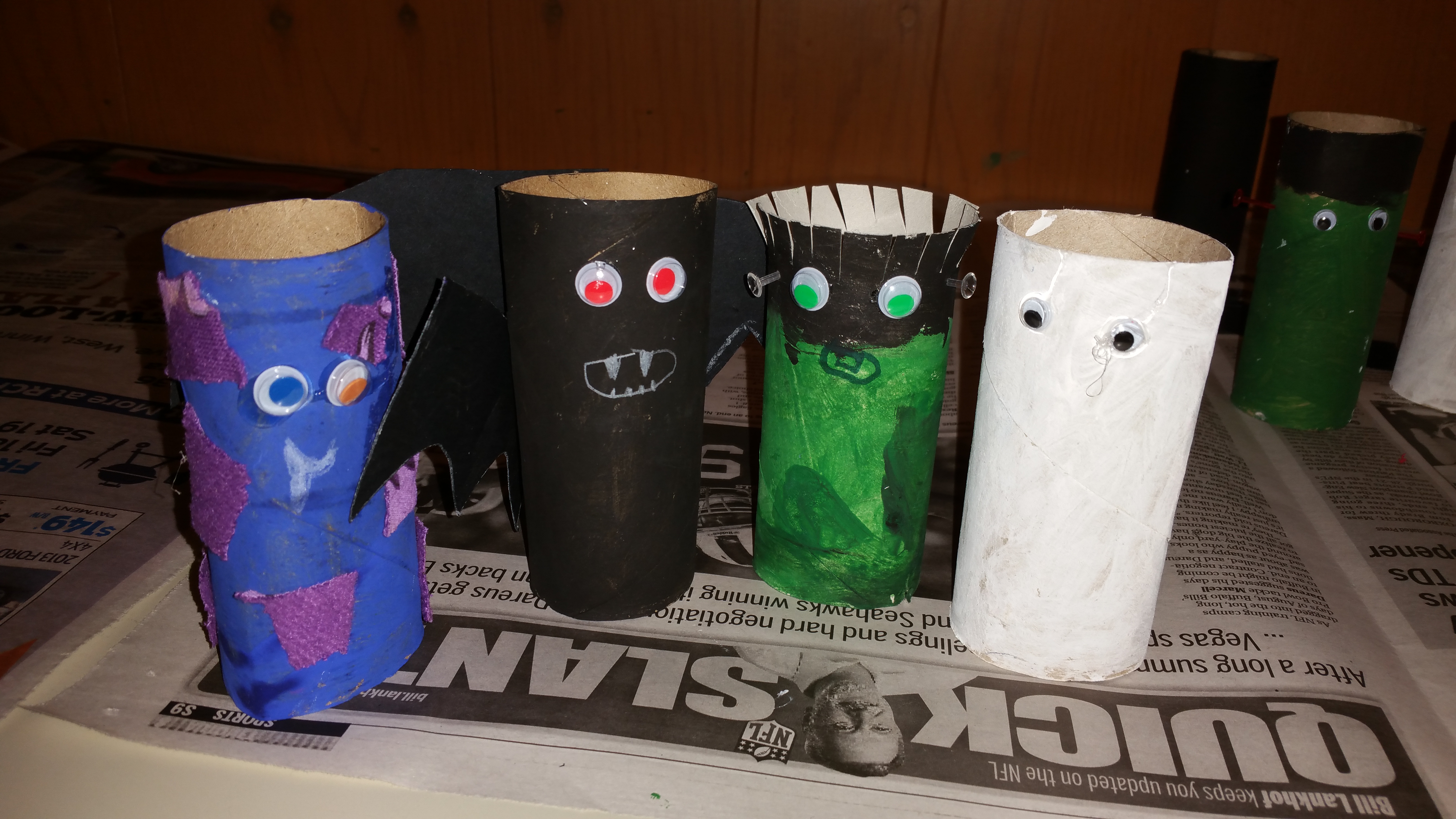 toilet paper roll creatures